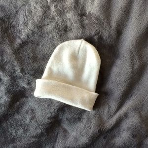White beanie